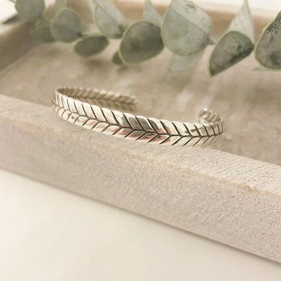 925 Sterling Silver Cuff Bracelet Silver Bangle Open Cuff Bracelet - Picture 2 of 6